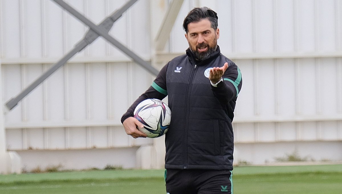Rizespor'da İlhan Palut dönemi Rizespor'da İlhan Palut dönemi