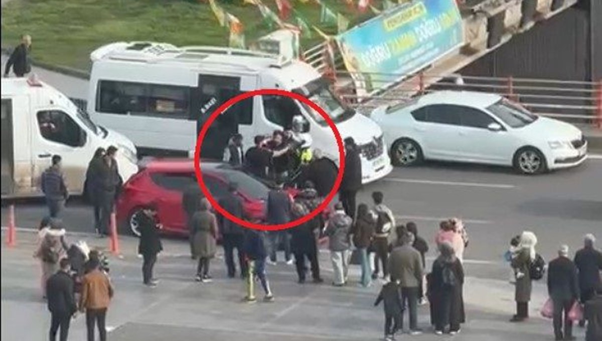 Trafikte dehşet saçtı: Polislerin üzerine sürdü, yaşlı adama çarptı