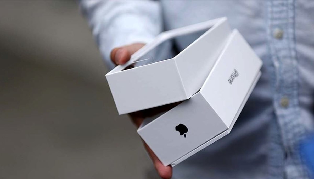 Fransa'dan iPhone 12 kararı: Satışı yeni bir emre kadar yasaklandı Fransa'dan iPhone 12 kararı: Satışı yeni bir emre kadar yasaklandı