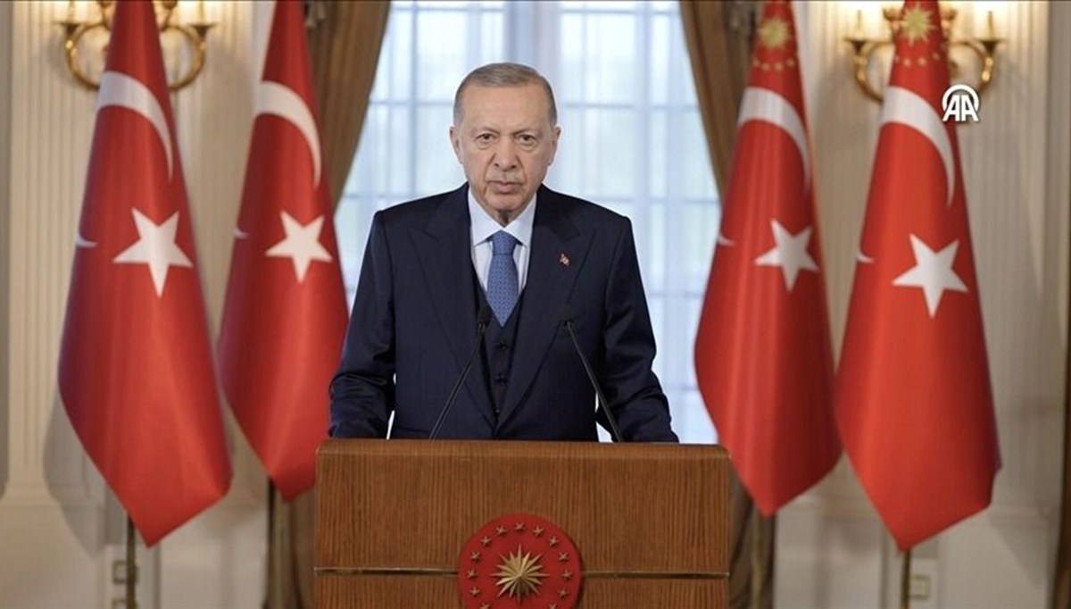 Cumhurbaşkanı Erdoğan'dan İİT Enformasyon Bakanları Olağanüstü Toplantısı'na video mesaj Cumhurbaşkanı Erdoğan'dan İİT Enformasyon Bakanları Olağanüstü Toplantısı'na video mesaj