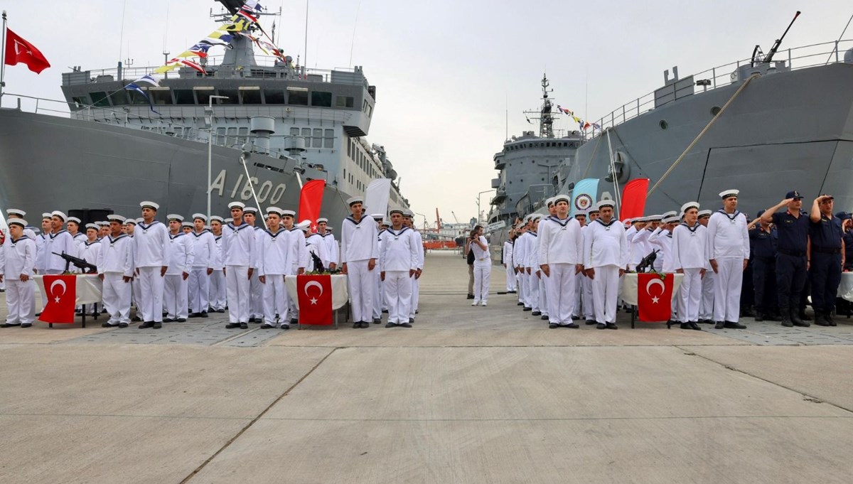 Mersin'de engelli gençlerin askerlik heyecanı Mersin'de engelli gençlerin askerlik heyecanı
