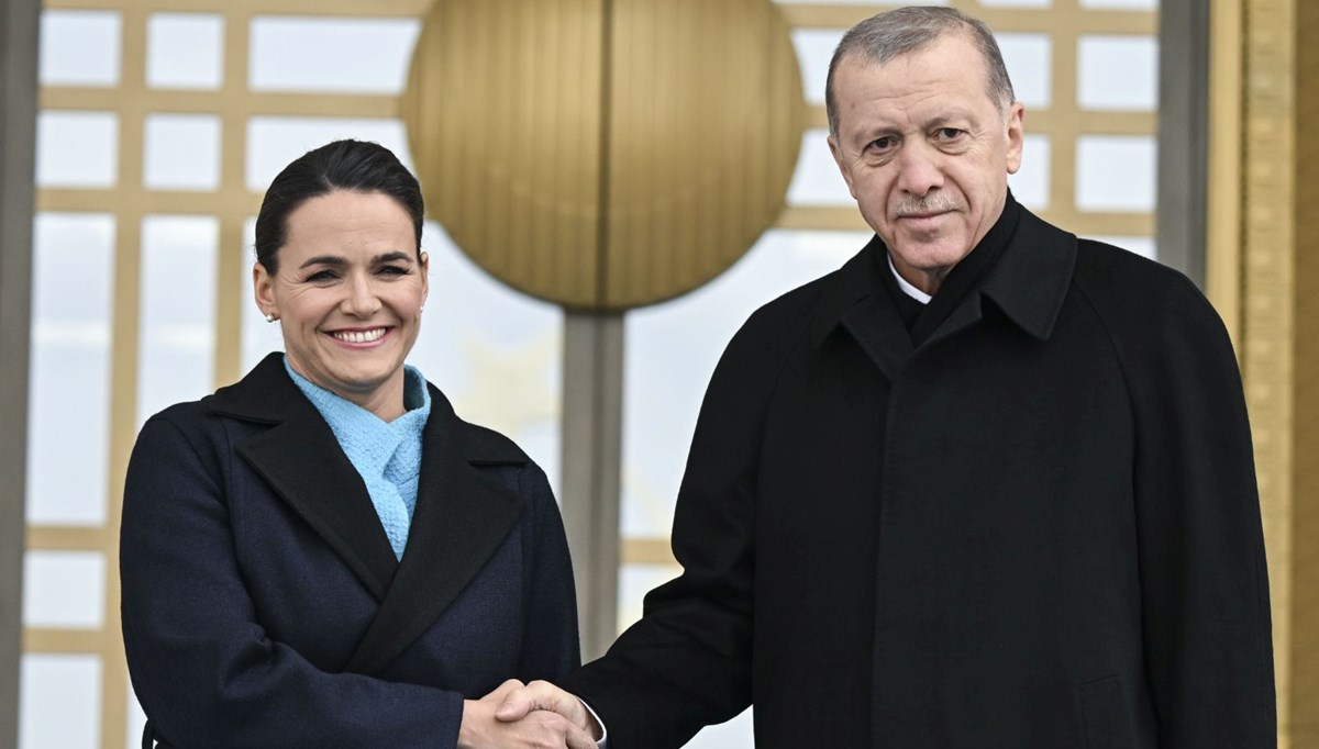Cumhurbaşkanı Erdoğan, Macaristan Cumhurbaşkanı Novak'ı resmi törenle karşıladı