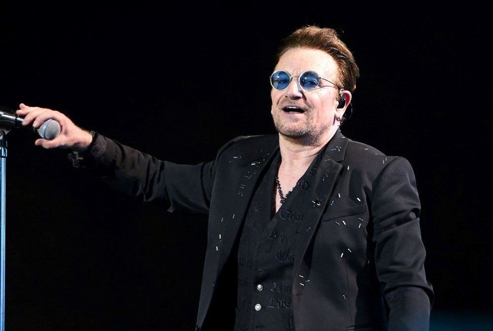 U2 solisti Bono üvey bir erkek kardeşi olduğunu söyledi - 4