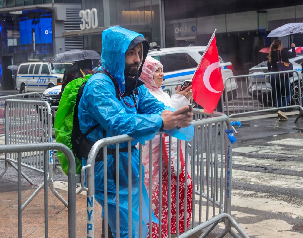 New York'ta Türk günü yürüyüşü