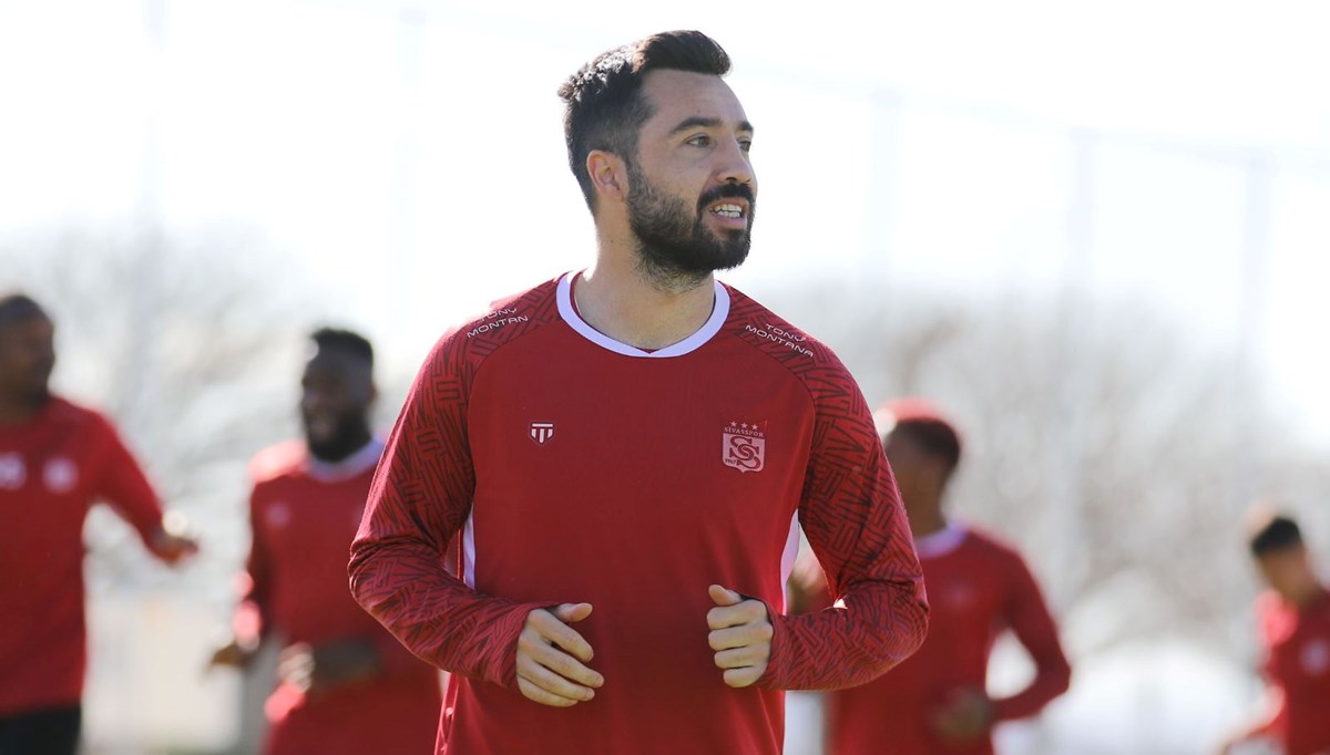 İbrahim Akdağ Sivasspor’dan ayrıldı