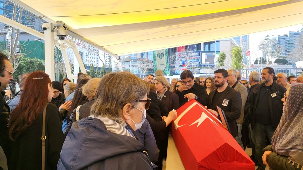Şinasi Yurtsever son yolculuğuna uğurlandı: Ani bir ölüm oldu - 14