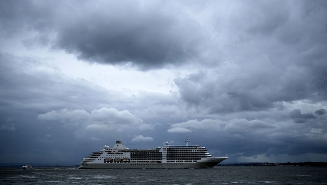 Lüks kruvaziyerde gizemli hastalık: 140’ı aşkın kişi rahatsızlandı