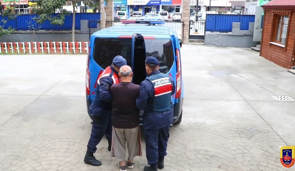 4 yıldır aranıyordu, evindeki gizli tünelde yakalandı - 6