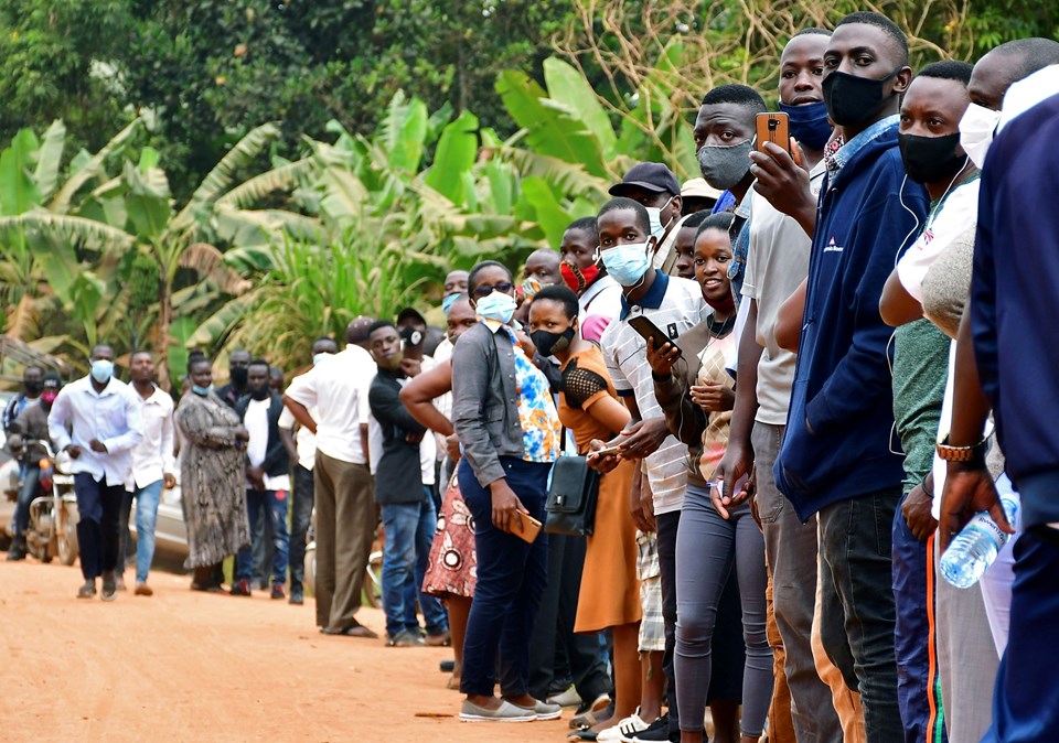 Uganda'da Covid-19 ölümlerinin yüzde 66'sı seçim sürecinde kaydedildi - 1