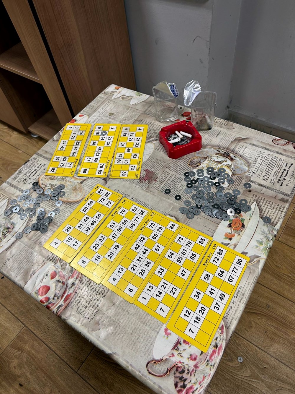 TikTok'taki canlı yayın polis baskınıyla bitti! 22 kişi suçüstü yakalandı - 4