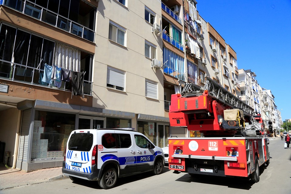 Antalya'da cama çıkan genç, ekiplere üç saat ecel teri döktürdü - 1