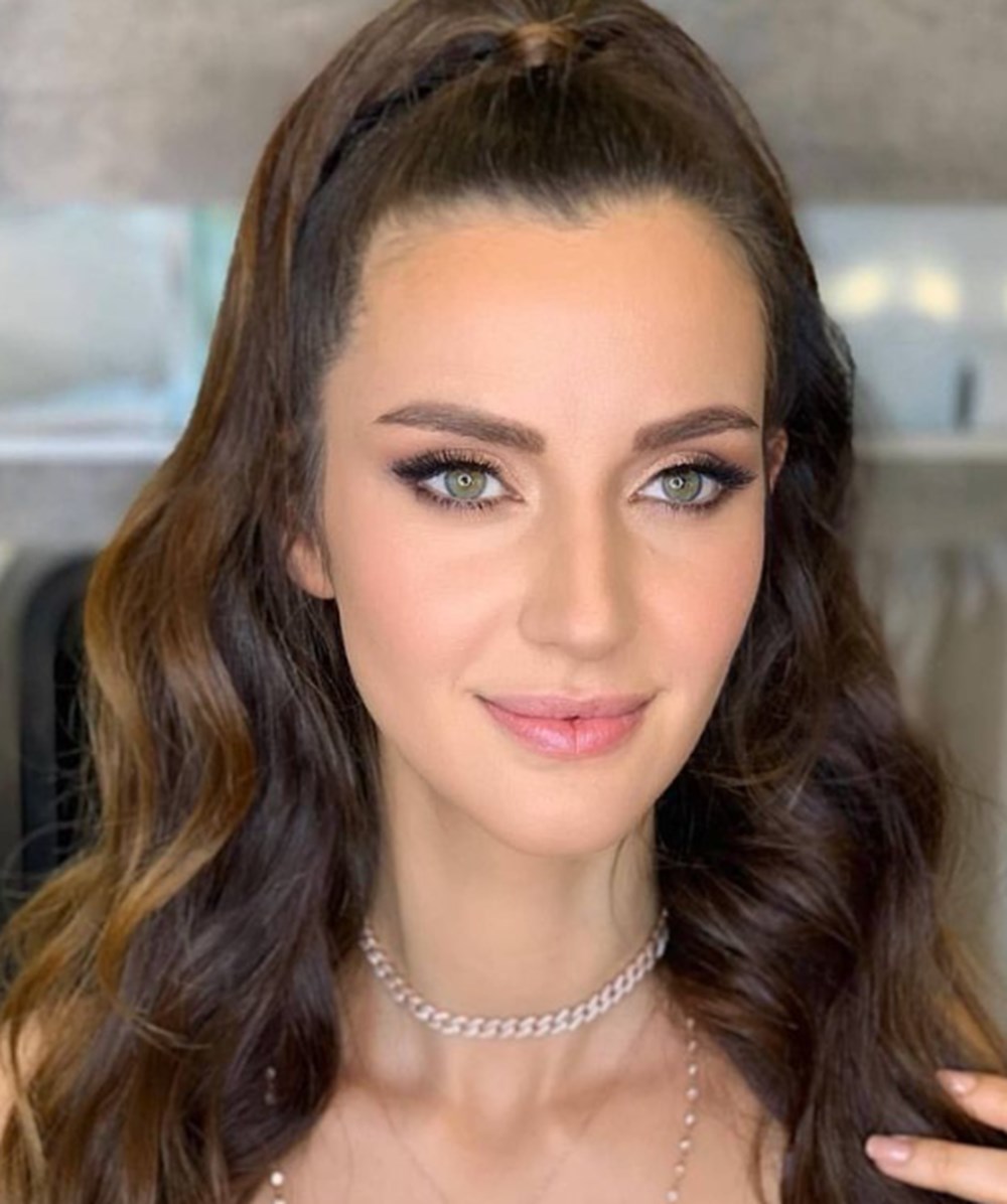 Empati'de Ahmet Mümtaz Taylan'ın konuğu İrem Helvacıoğlu: Yaşlanınca yalnız kalmaktan korkuyorum - 1