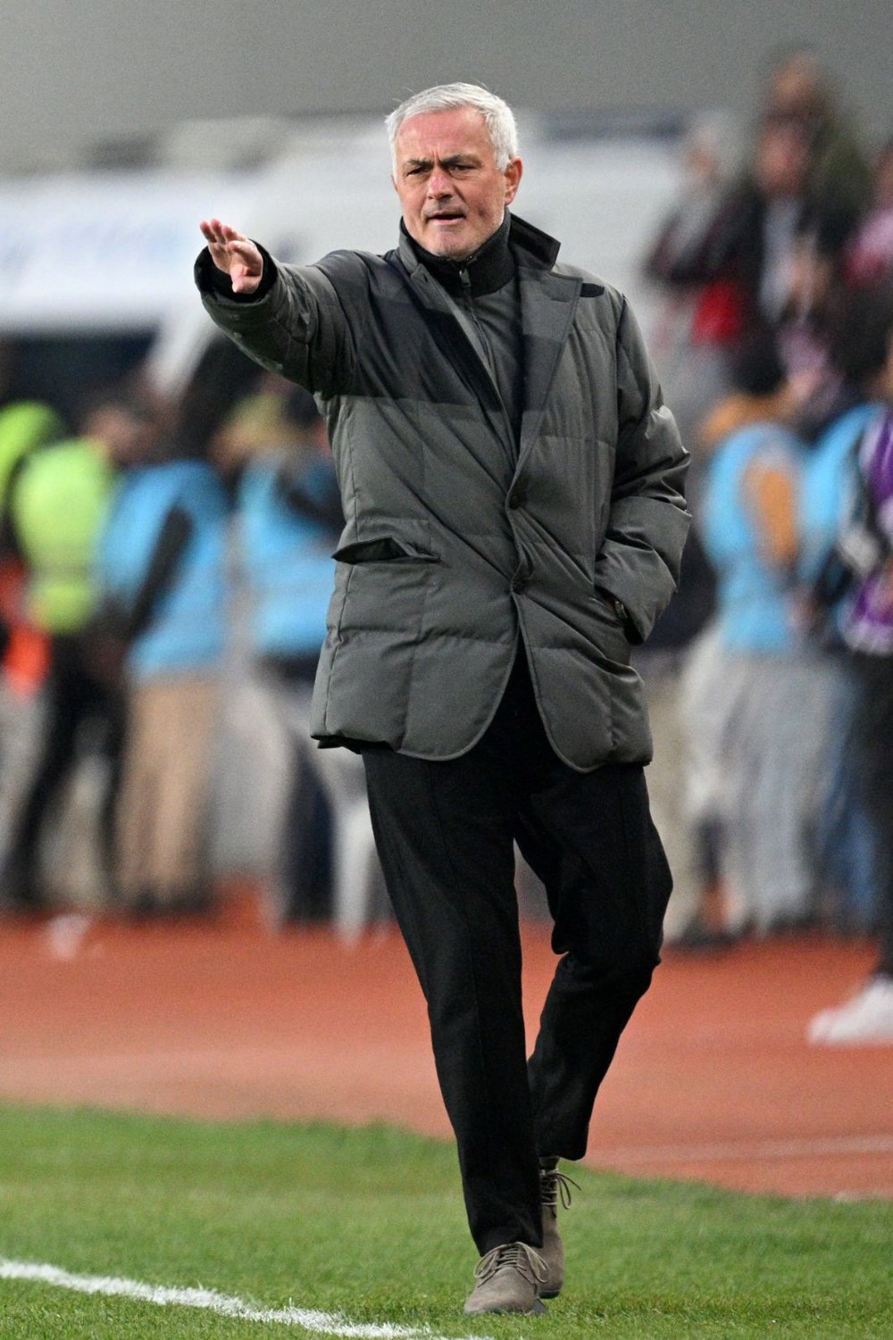 Jose Mourinho'dan En-Nesyri'ye güç bildirisi: "Penaltısız 26 attı, Ramazan ayı sıkıntı geçti" 74 d5LAA7tTCki YVCe3ZPyAA