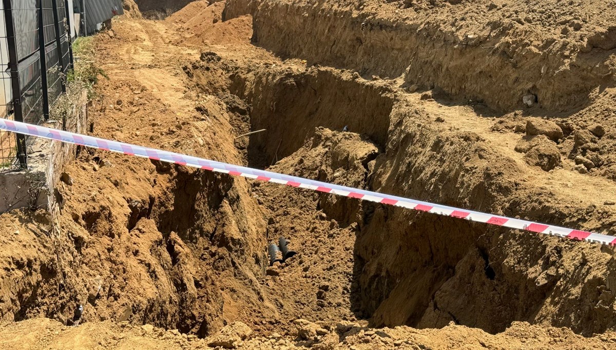 Tuzla'da inşaat alanında göçük: 3 işçi kurtarıldı Tuzla'da inşaat alanında göçük: 3 işçi kurtarıldı