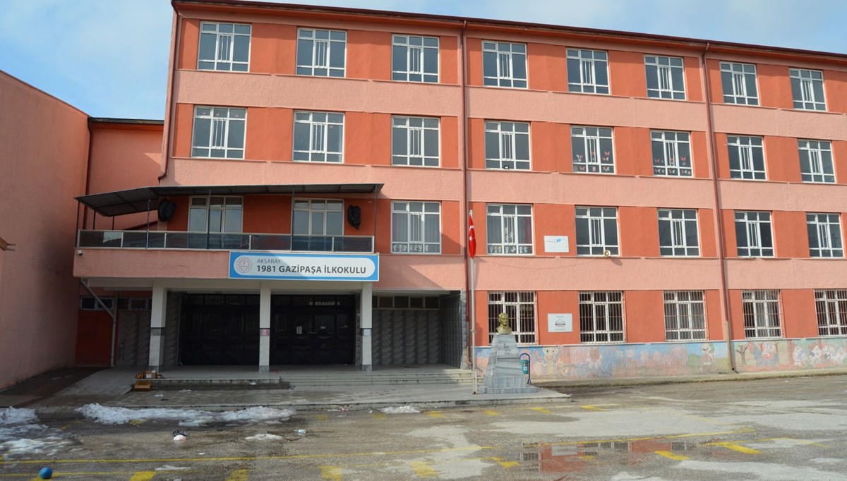 Aksaray'da 3 okula 'deprem riski' tahliyesi