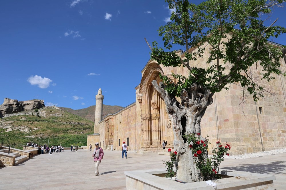Dünyada eşi benzeri yok - 2