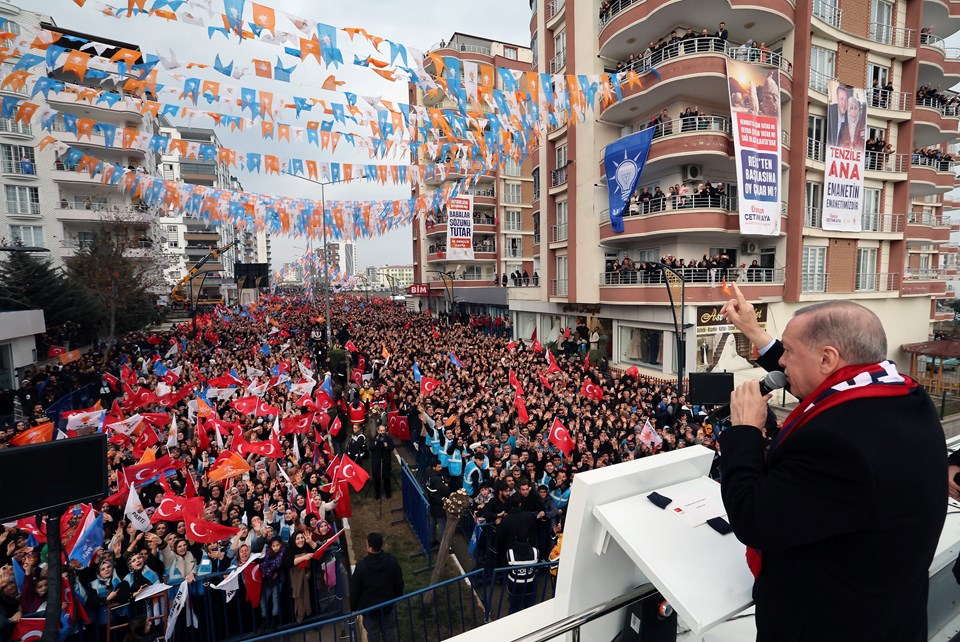 Cumhurbaşkanı Erdoğan: “Bizim öncelikli konumuz deprem bölgesi” - 1