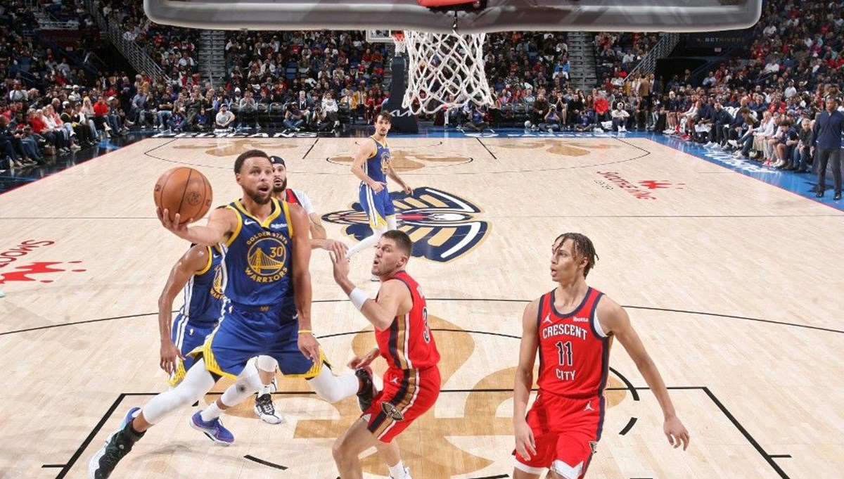 Golden State Warriors, Stephen Curry'nin 42 sayısıyla kazandı Golden State Warriors, Stephen Curry'nin 42 sayısıyla kazandı