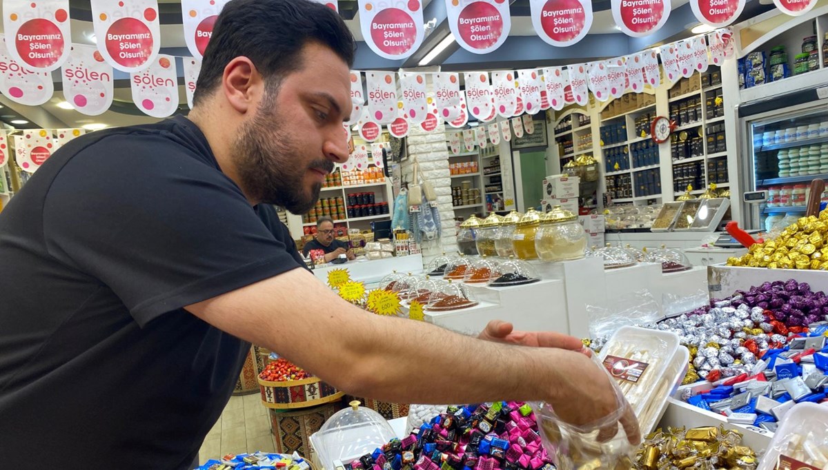 Bayrama sayılı günler kala tezgahta yerini aldı: 150 liradan başlıyor