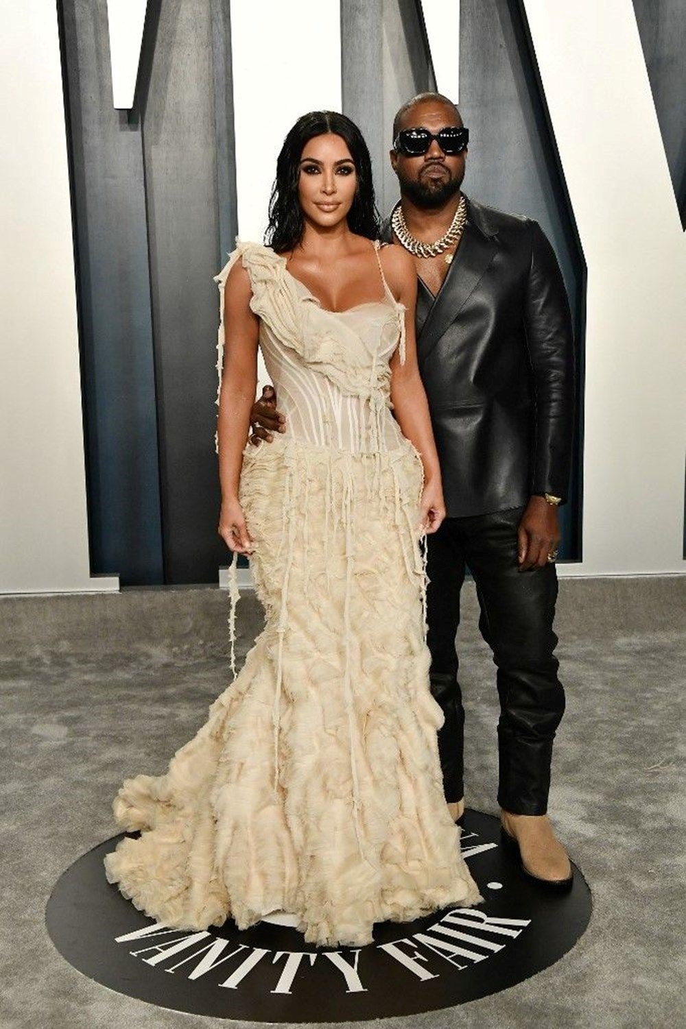 Kanye West'in eşinin konuşmasını yasakladığı ve hayatını kontrol ettiği iddia edildi - 3