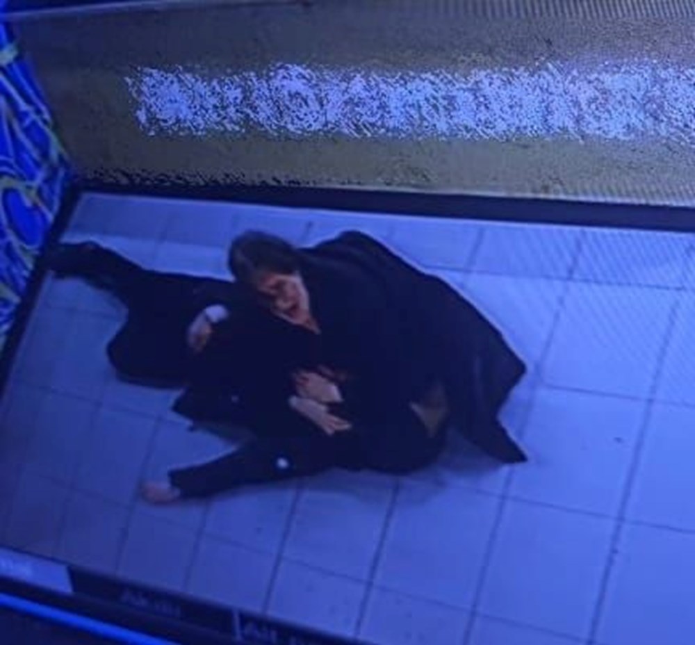 Güngörende müzisyenlerin tekme tokat tartışması: Nişanlısının kollarında can verdi - 4