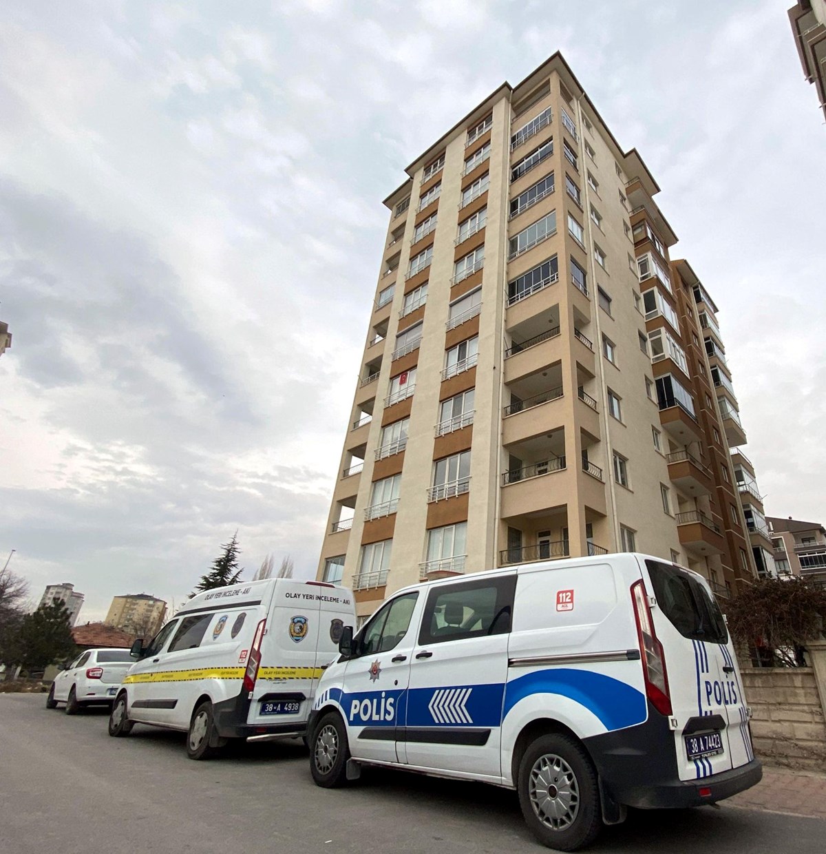 Kayseri’de şüpheli ölüm: 6’ncı kattaki evinin balkonundan düşüp öldü