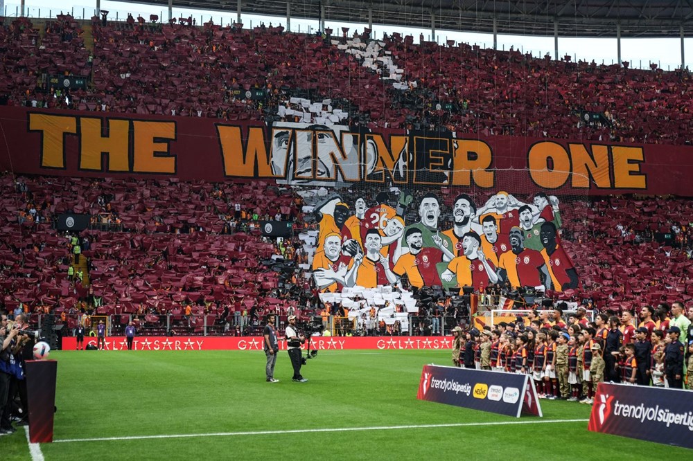Muslera ve Mertens omuzlarda veda etti, Galatasaray kazandı! - 10