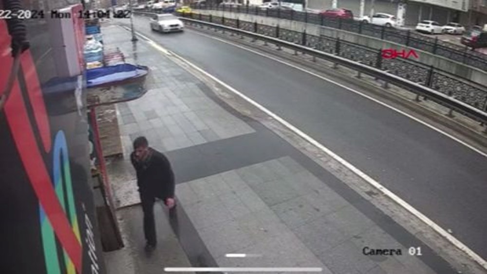 Esenyurt’ta bıçaklı saldırgan paniği: 11 kişiyi bıçakladı, polis peşinde - 2