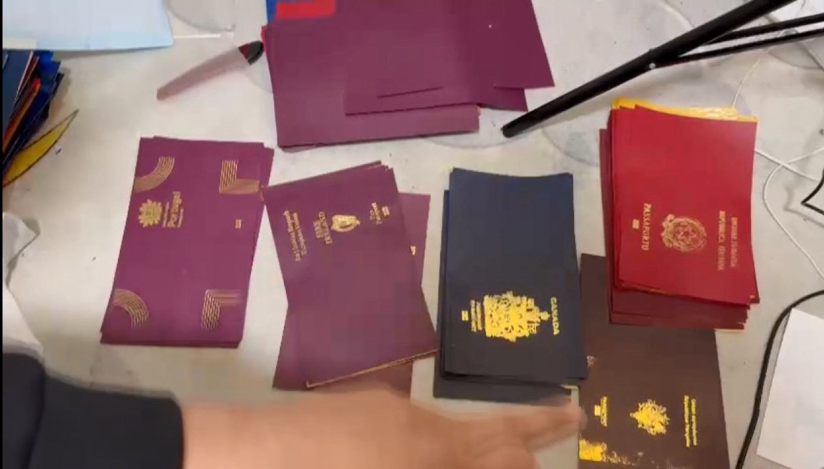 İstanbul'da sahte pasaport baskını