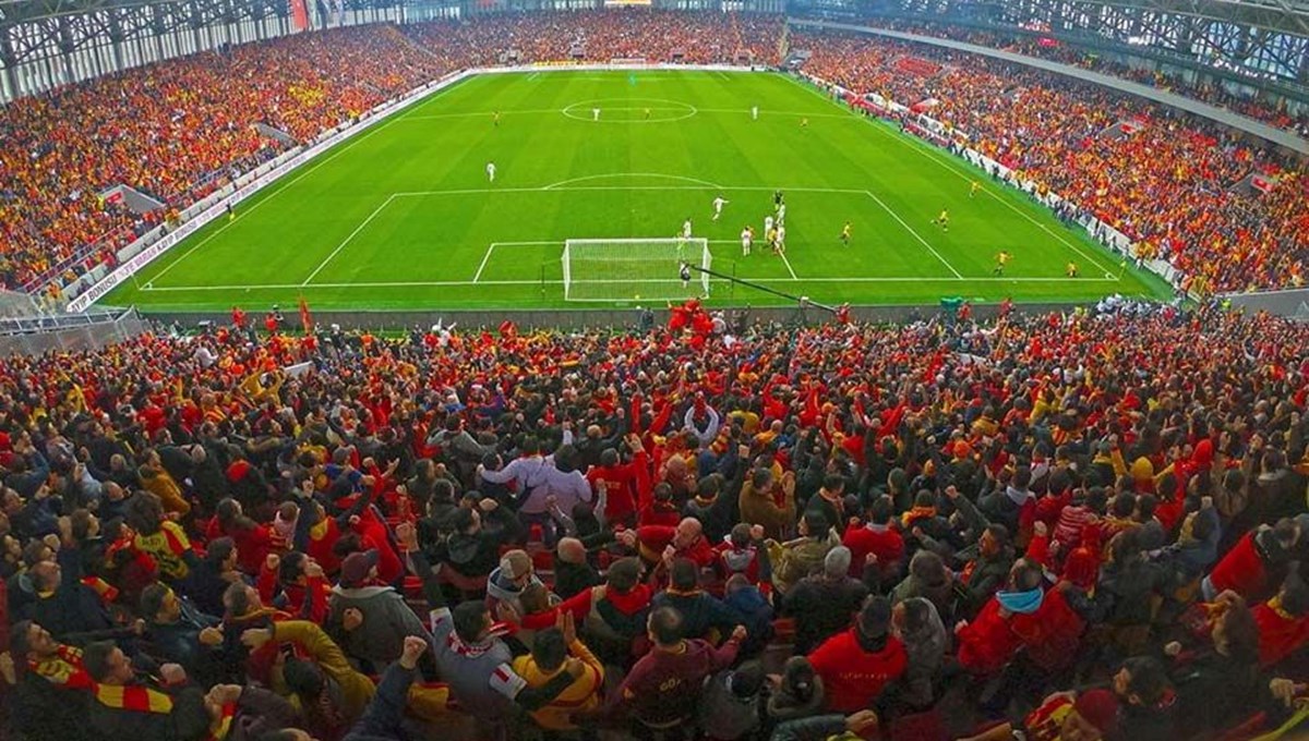 Göztepe'nin taraftarıyla hasreti bitiyor