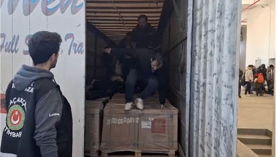 İpsala’da iki TIR’da 51 göçmen yakalandı