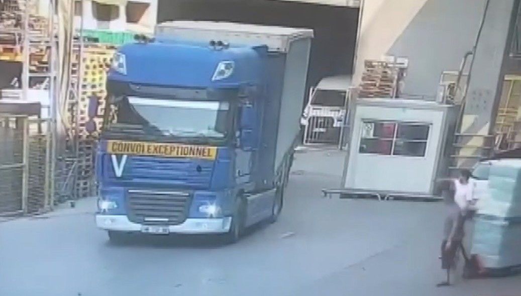 Rusya'ya satılan bezler Beylikdüzü'nden çıktı