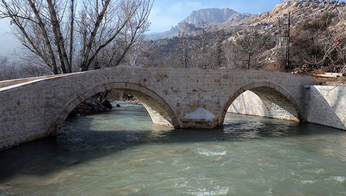 Malatya'daki tarihi taş köprünün restorasyonu tamamlandı
