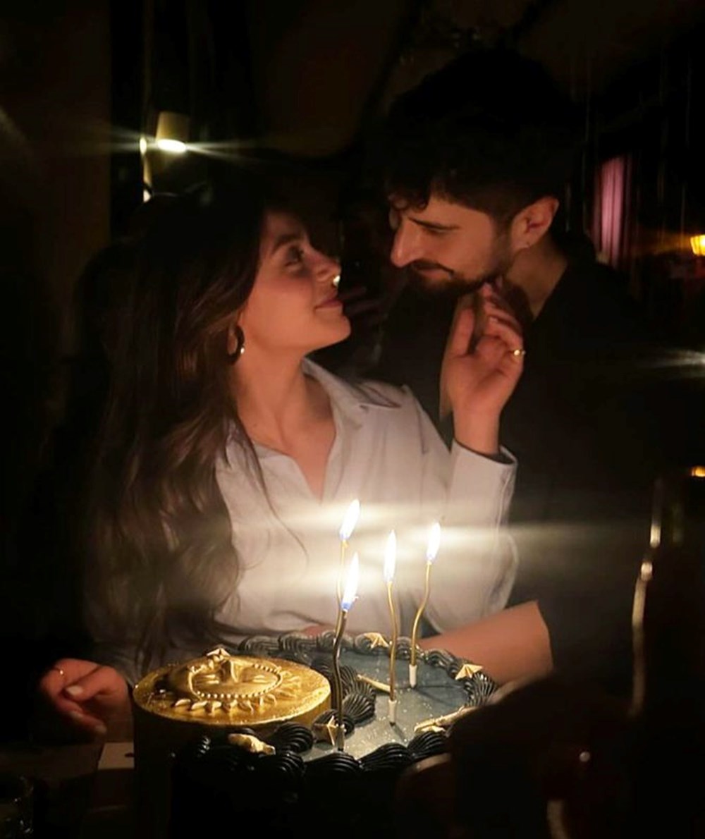 Sıla Türkoğlu 26 yaşında: Kutlamadan kareleri sevgilisi paylaştı 74 dG3EqqHZzUGTXfBOJGLrKw