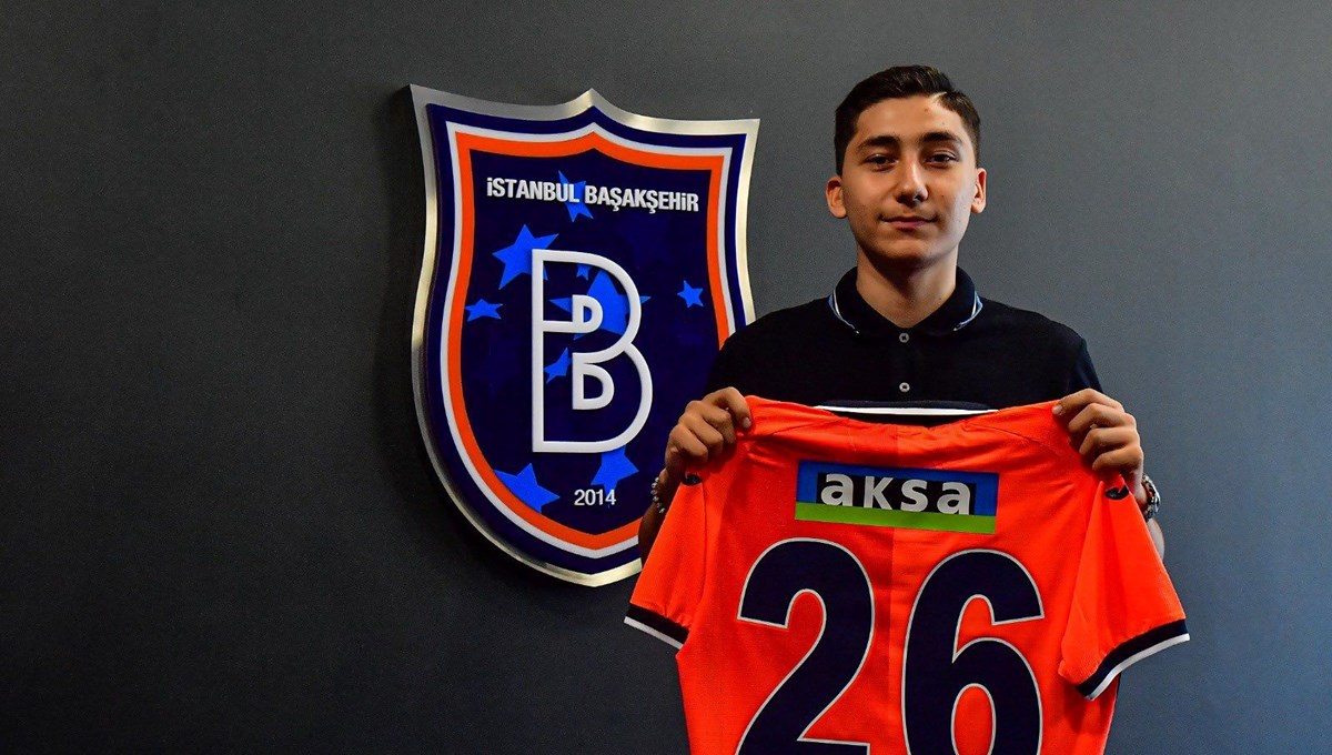 Emirhan İlkhan Başakşehir'de Emirhan İlkhan Başakşehir'de