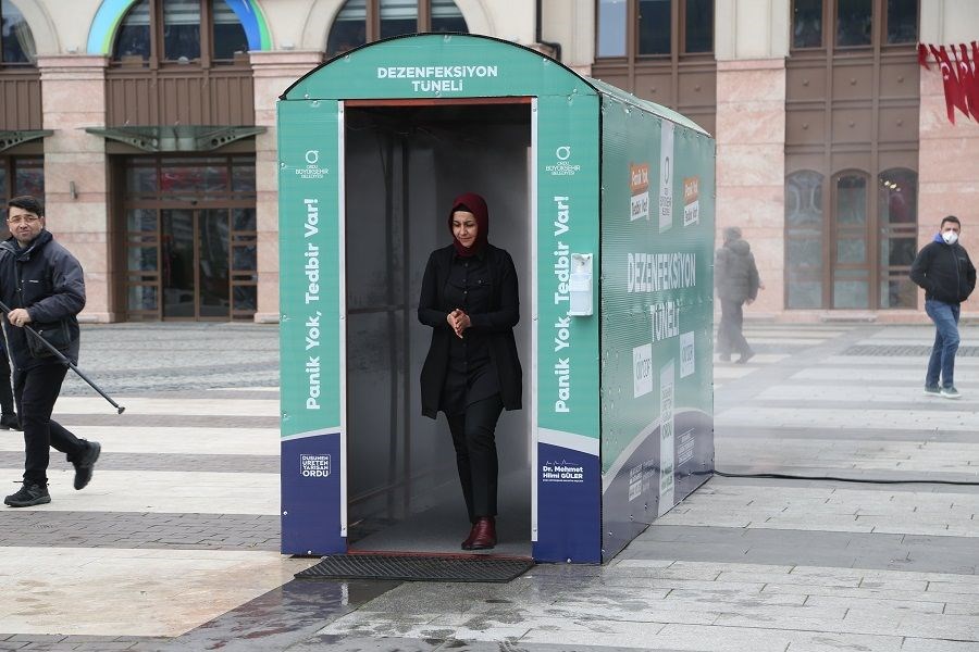 Ordu'da korona virüse karşı 'dezenfekte tüneli' ile ilgili görsel sonucu