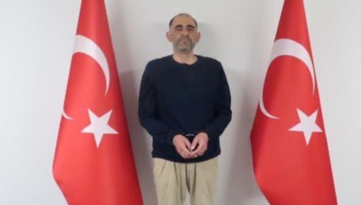 MİT'ten operasyon: Firari FETÖ'cü Uğur Demirok yakalandı MİT'ten operasyon: Firari FETÖ'cü Uğur Demirok yakalandı