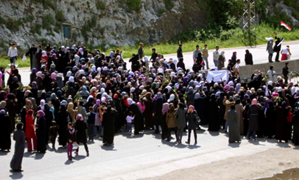 Suriye’de gösteriler Halep’e sıçradı - 1