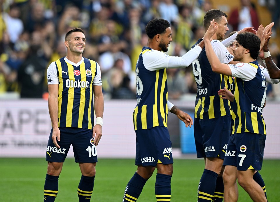 Süper Lig'de görünüm: Toplu sonuçlar, puan durumu ve 8. haftanın programı - 1