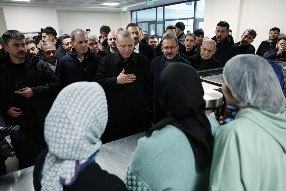 Cumhurbaşkanı Erdoğan: Milletimiz, devletiyle omuz omuza - 1