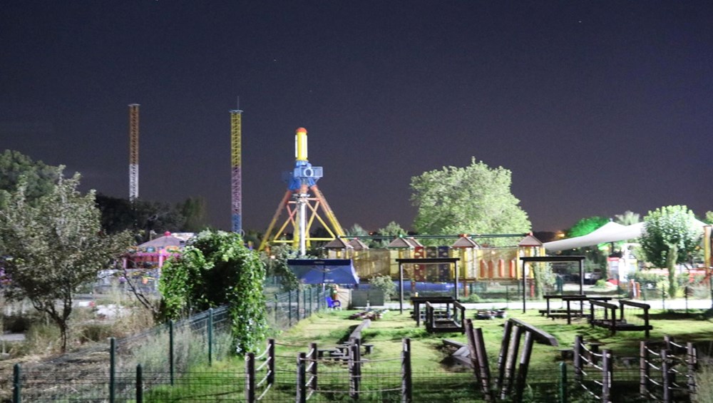 İzmir’deki lunapark kazasının görüntüleri ortaya çıktı | Salıncaktaki 6 kişi yaralandı - 6