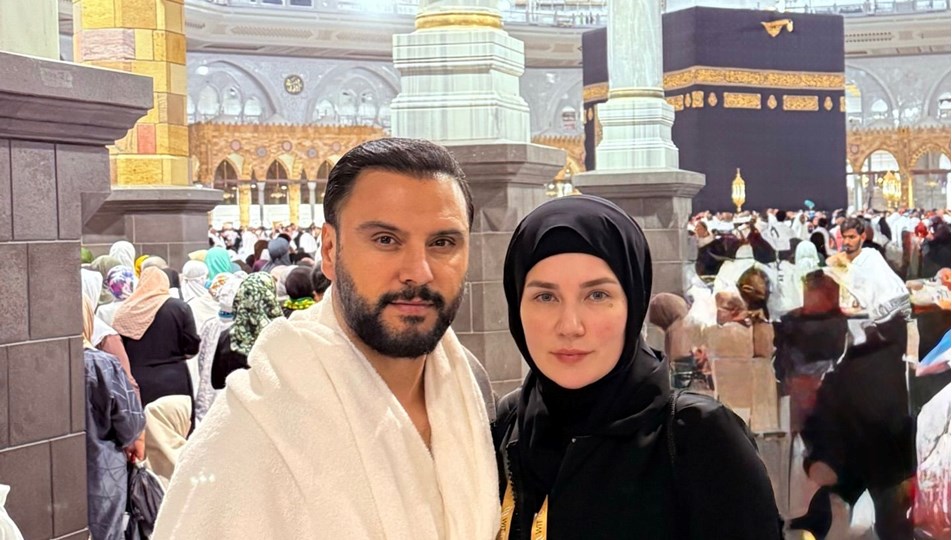 Alişan ile Buse Varol, Umre'de
