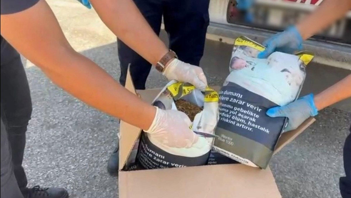 Adana'da 7,5 ton kaçak tütün ele geçirildi