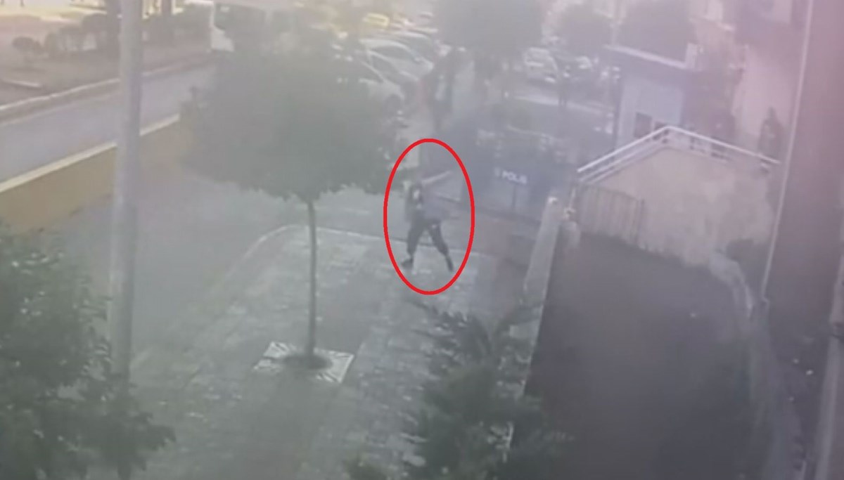 Annesini gasp ettiği öne sürülen kadından karakola taşlı saldırı