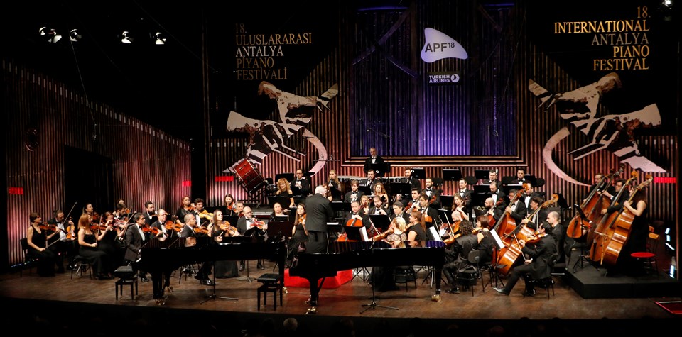 Kapanış Güher-Süher Pekinel kardeşlerden (Antalya Piyano Festivali) - 1