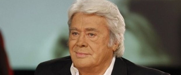 Cüneyt Arkın ile ilgili görsel sonucu