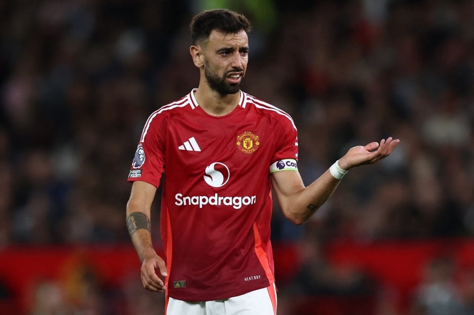 Manchester United'ın yıldızı Bruno Fernandes Fenerbahçe maçında yok - 1