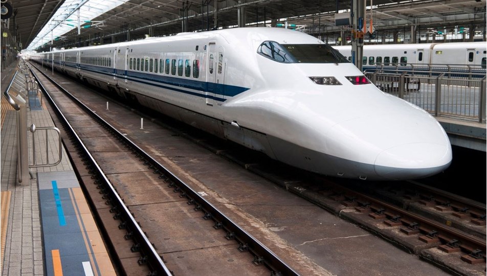 Japonya’da seyir halindeki trende kimyasal madde paniği