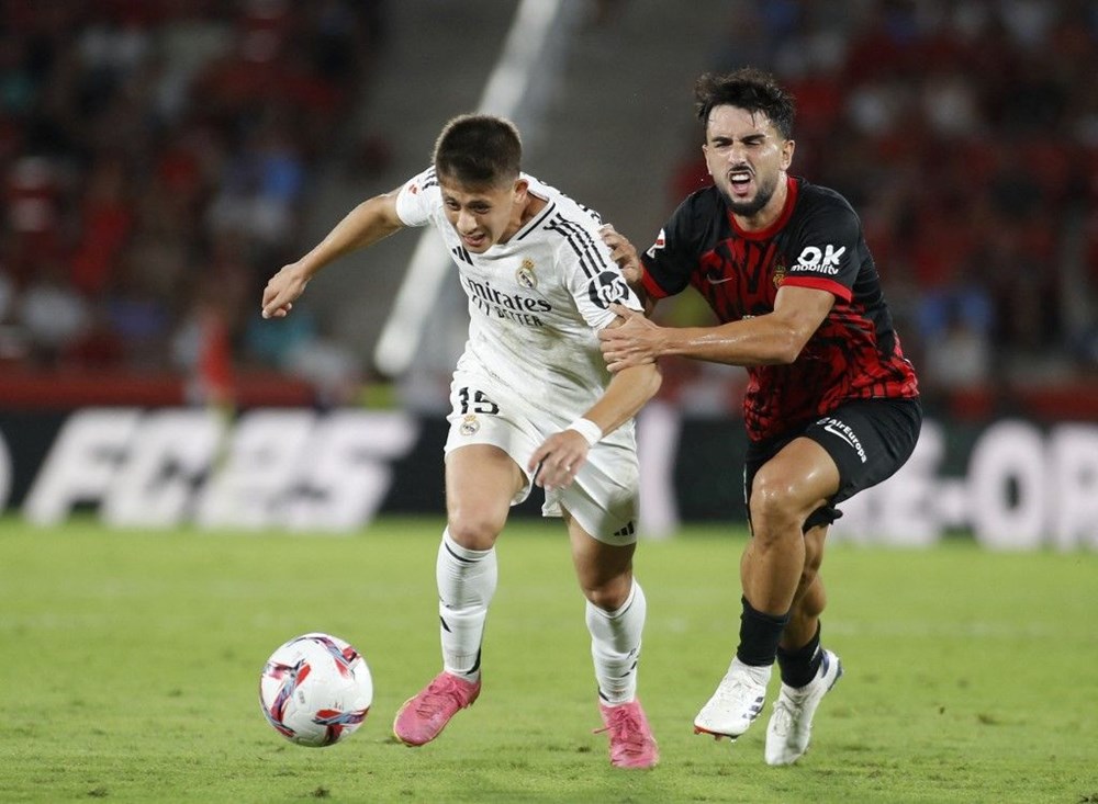 Arda Güler Transferinde Hakan Çalhanoğlu Bombası: Real Madrid'den Şok Karar! 72 dSbecQrIbkm4Wg80kFs7bA