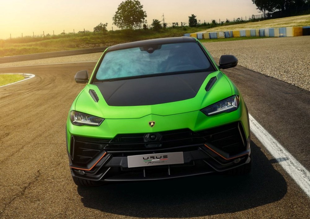 Lamborghini'den seçkin müşterine özel model - 10